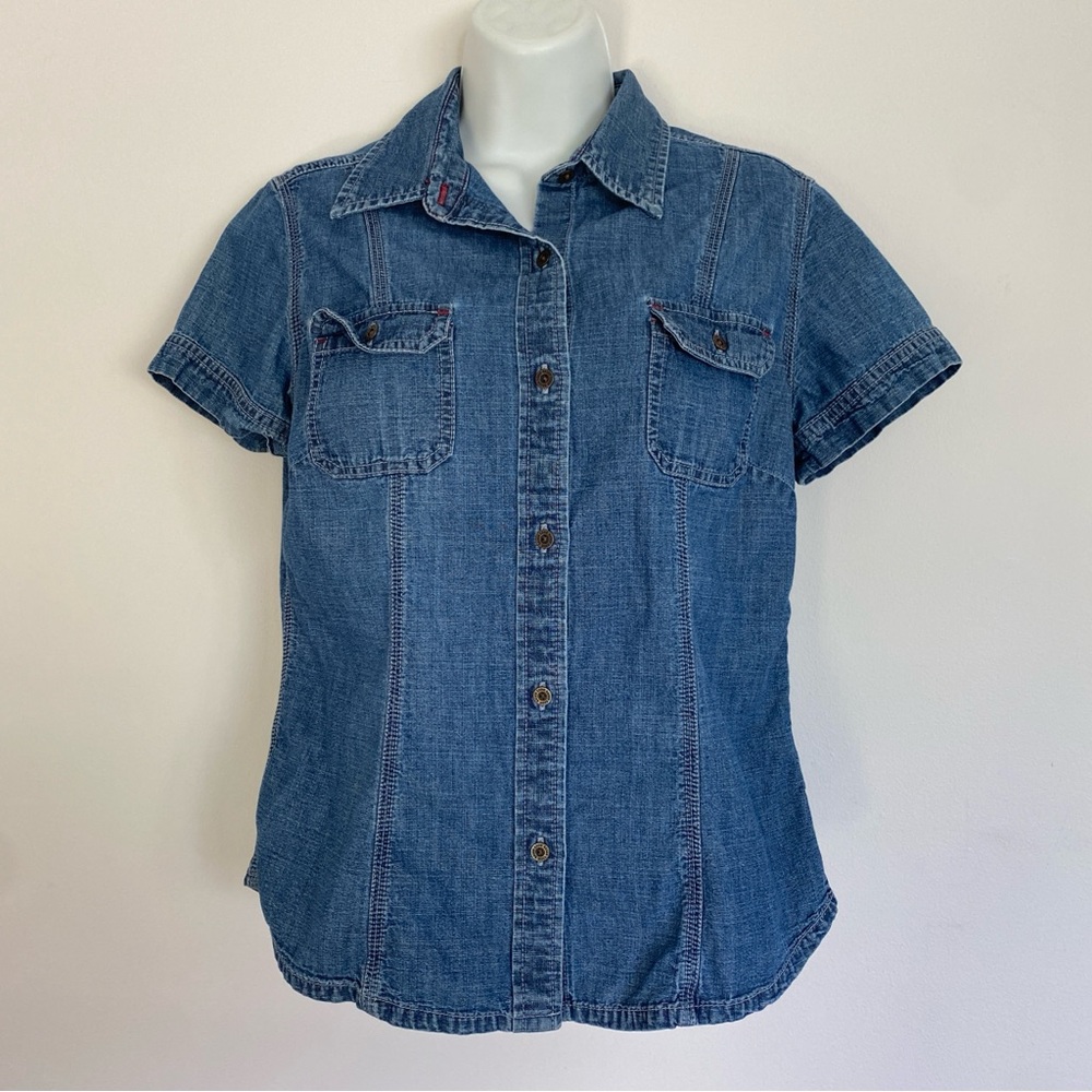 Eddie Bauer Denim Short Sleeve Button Down Shirt